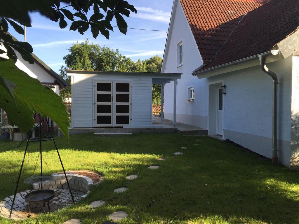 Ilmhaus Villa Pforring Bagian luar foto